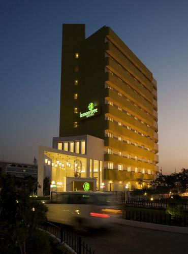 Lemon Tree Hotel Hinjewadi Pune