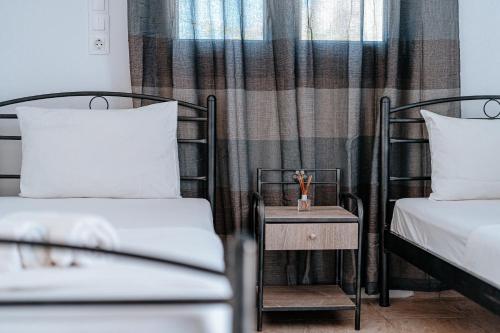 Marousi Rooms - image 3