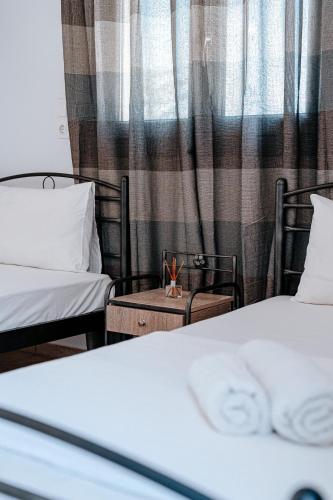 Marousi Rooms - image 4