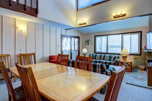 Beech Manor by VCI Real Estate Services thumb 2