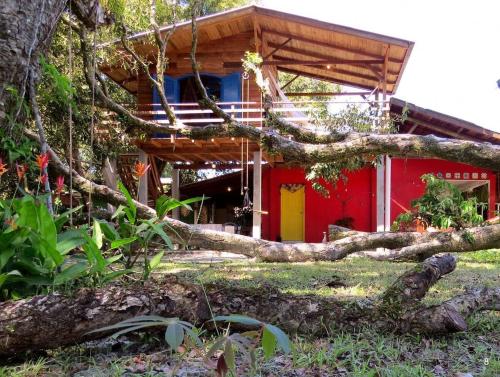 Casa Estilosa e Rústica com Vista para o Pôr do Sol da Ilha do Mel!