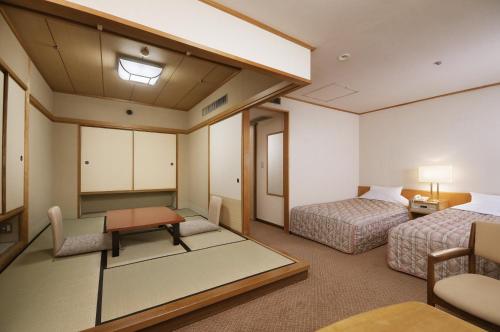 Standard Room with Tatami Area