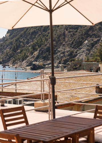 Poseidon Apartment 011019-LT-0180 Poseidon Apartment 011019-LT-0180