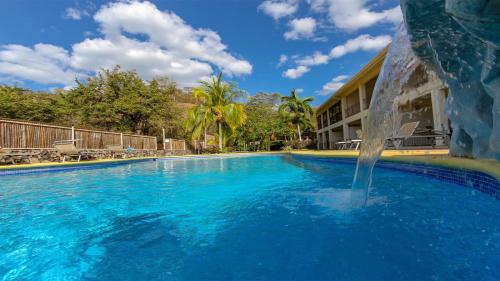Peldbaseins, Hermosa Paradise in Playa Hermosa (Guanacaste)