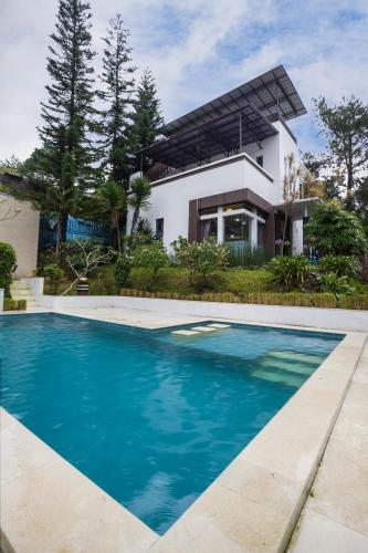 Villa Alessa Puncak