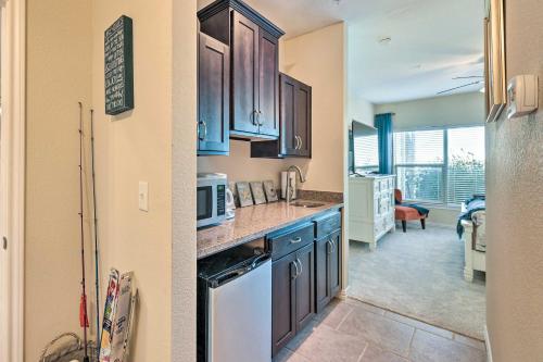 Pool Access and Views Richland-Chambers Studio! in Corsicana, USA