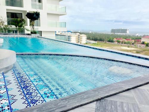 Beach Condotel - Apec Phu Yen - 수영장