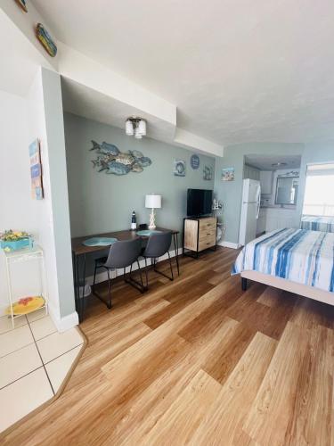 Daytona Beach Resort Oceanfront CondoStudio in Daytona Beach, USA