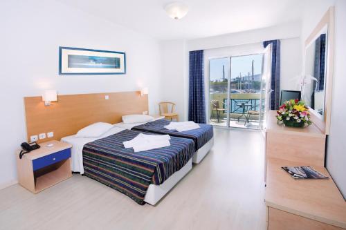 Twin Room with Harbour View