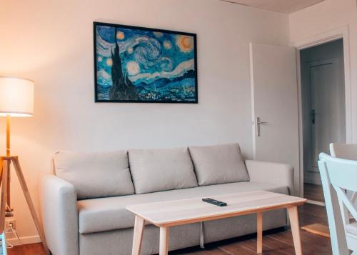 Alpha Hotel - image 7