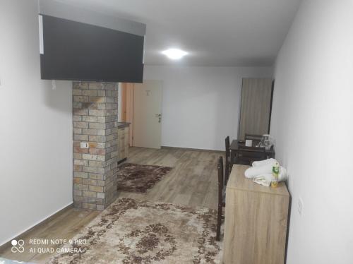 On the edge of the river על קצה הנחל in Majdal Shams