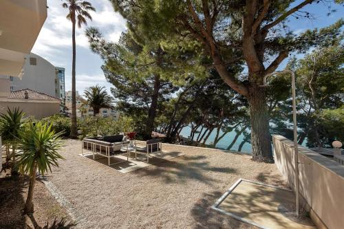 Luxury Rooms Paradise Garden in Makarska