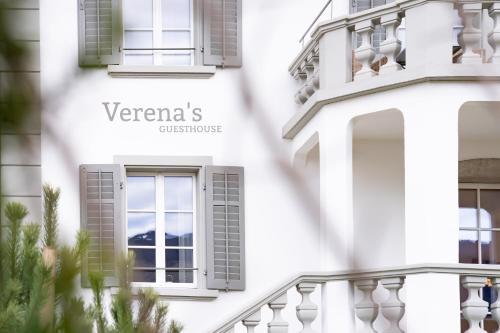 Verena's Bed & Breakfast Guesthouse - image 2