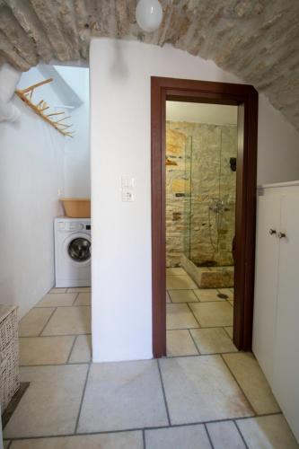 Platsa's House in Іос