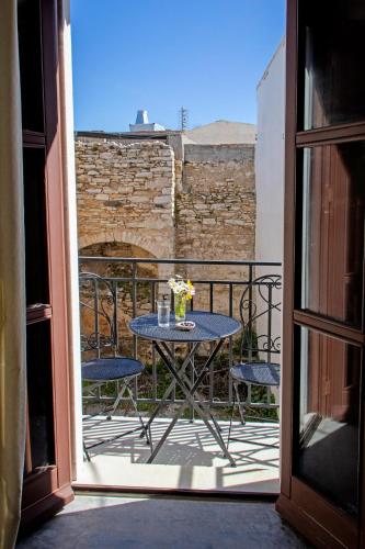 Балкон, Platsa's House in Іос