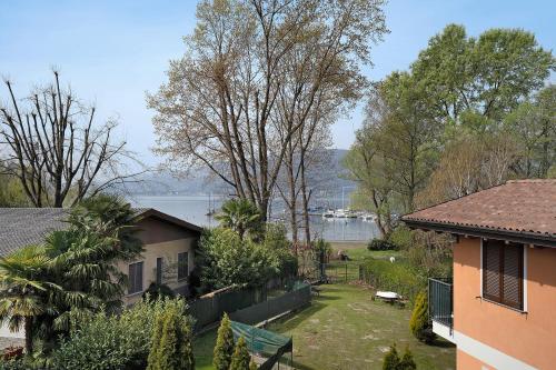  Appartamento Adriana in 21020  Monvalle 
