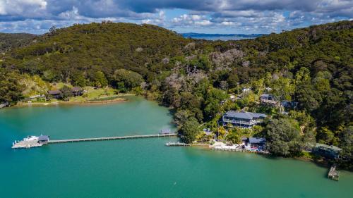 B&B Kawau Island - Kawau Lodge Boutique Resort - Bed and Breakfast Kawau Island