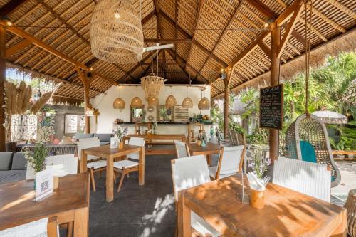 Restaurant, Tigerlilly's Boutique Hotel in Nusa Lembongan