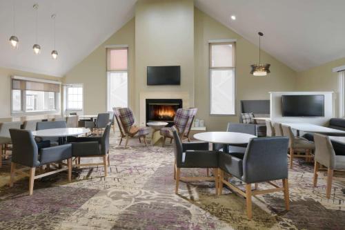 Sonesta ES Suites Albuquerque - image 11