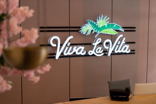 Viva La Vita Hotel - image 7