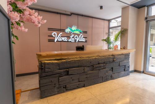 Viva La Vita Hotel - image 13