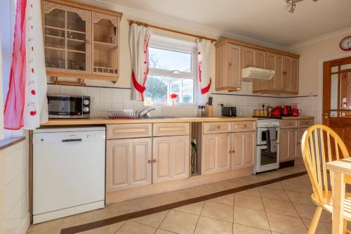 Lake District, spacious holiday home, sleeps 11, village location in Ennerdale