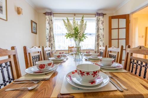 Lake District, spacious holiday home, sleeps 11, village location in Ennerdale