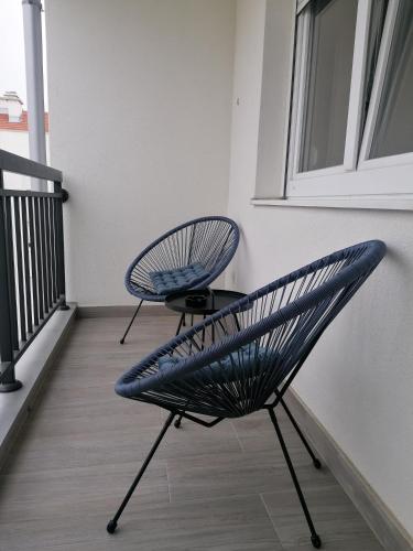 One-Bedroom Apartment image 4
