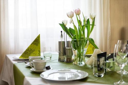 Hotel Eden Garden Spa - image 14