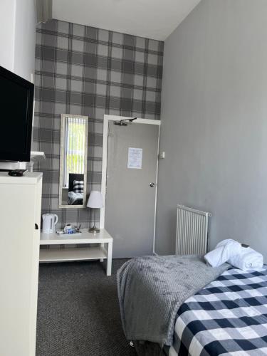 St Andrews House Hotel - image 2