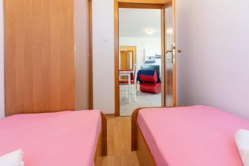 Apartment Besima - image 2