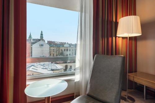 Suite with Old Town View