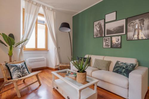 First & Urban Oasis - by MyHomeInComo, Como (photo 7)