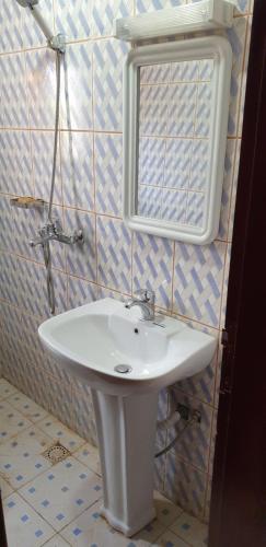 RÉSIDENCE DES 7 COLLINES RÉSIDENCE DES 7 COLLINES