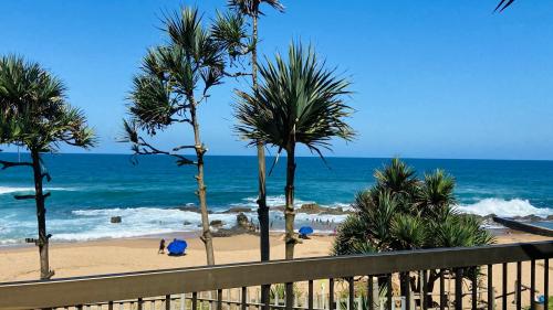 2 Chaka's Place - Beachfront Luxury