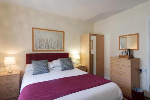 Stoneleigh Hotel Room Type - Double Room with Private Bathroom
