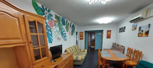  The apartment is next to the fine sandy beaches in Vilanova i la Geltrú