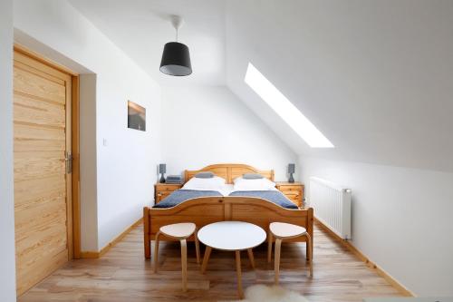 1 queen bed