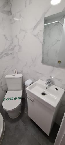 Apartamentos Florazar II - image 6