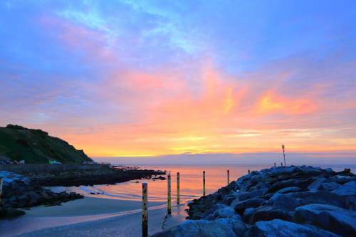 Exterior view, The Beach House in Ventnor West