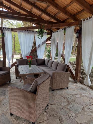 Iekārtas, ATRIUM Holiday home in Srbljani