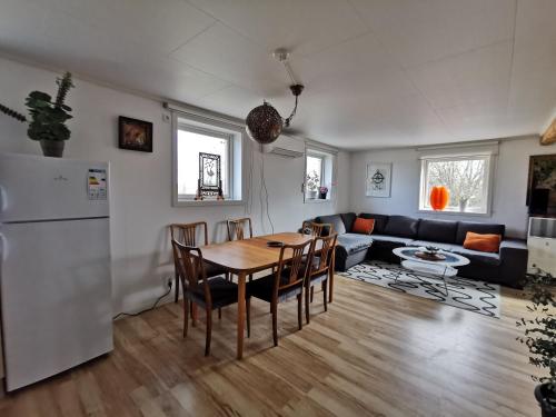 Tofta Konstgalleri-Familjelagenhet in Varberg