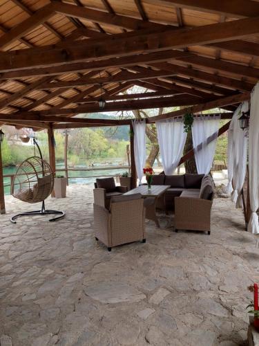 Iekārtas, ATRIUM Holiday home in Srbljani