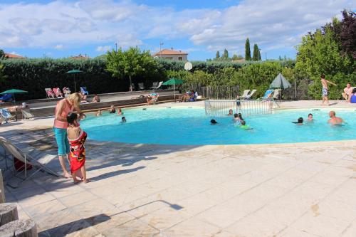 Camping Forcalquier les Routes de Provence