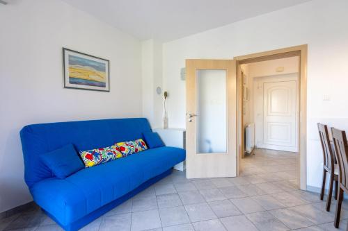 One-Bedroom Apartment image 10