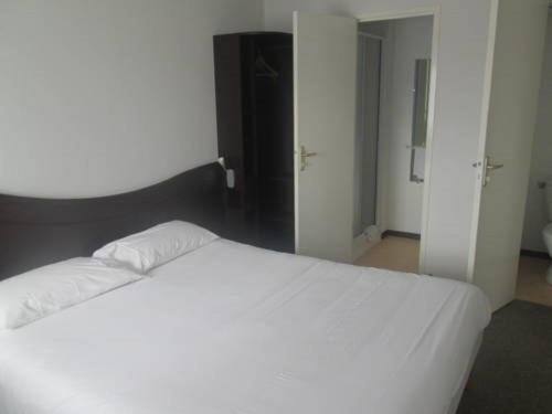 Enzo Hotels Quimperle By Kyriad Direct Room Type - Double Room