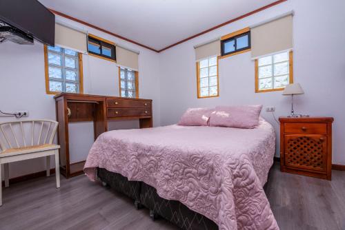1 queen bed