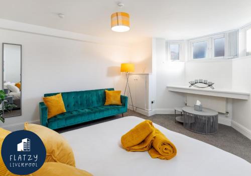 FLATZY - Modern Apartment Close to Football Stadiums near Defne turkish restaurant