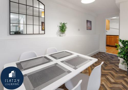 Facilities, FLATZY - Modern Apartment Close to Football Stadiums near Defne turkish restaurant
