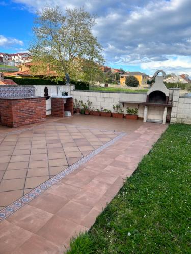  Liencres tranquilo con piscina comunitaria in Liencres